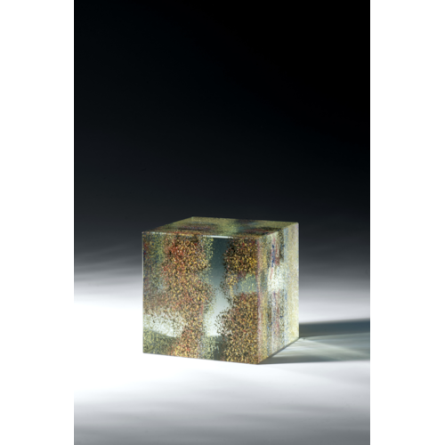 GLASS CUBE